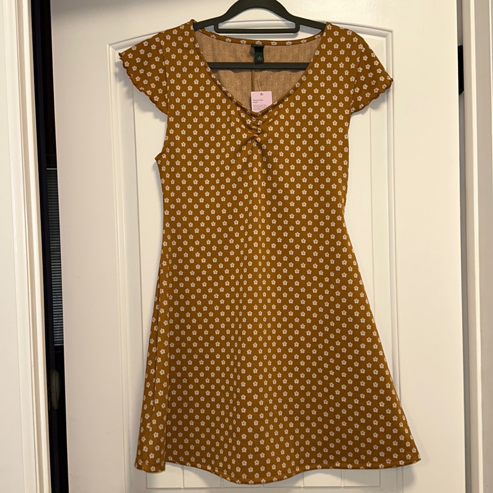 Wild Fable Flower Dress Size M - Never Worn - With Tags